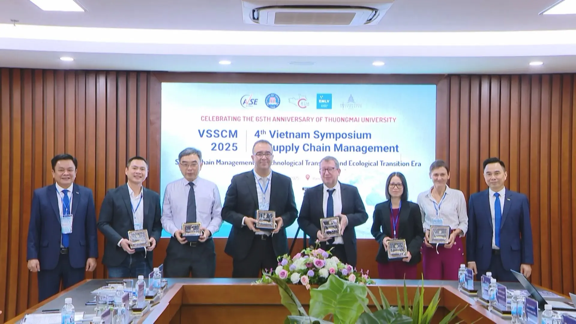 65 năm nâng chuẩn đào tạo nhân lực ngành thương mại